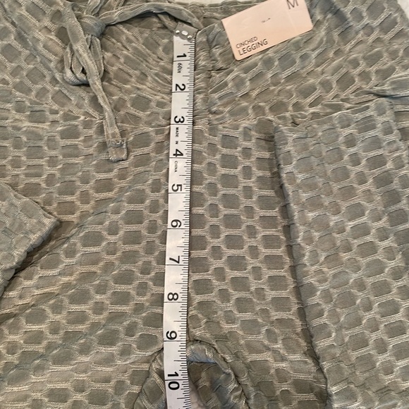 If it were me NEW with tags Honeycomb leggings with headband to match - Picture 2 of 5